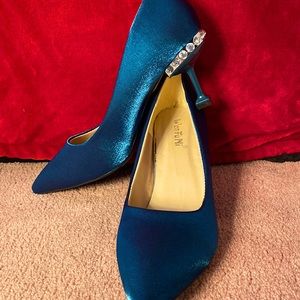 Ocean Blue Bejewelled pumps